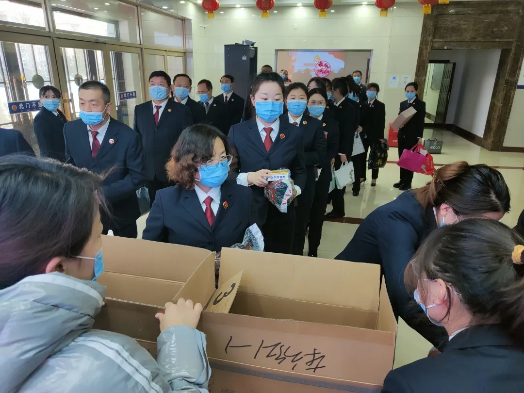 【党建+社区】爱心传递检察温度 让这个冬天不那么冷