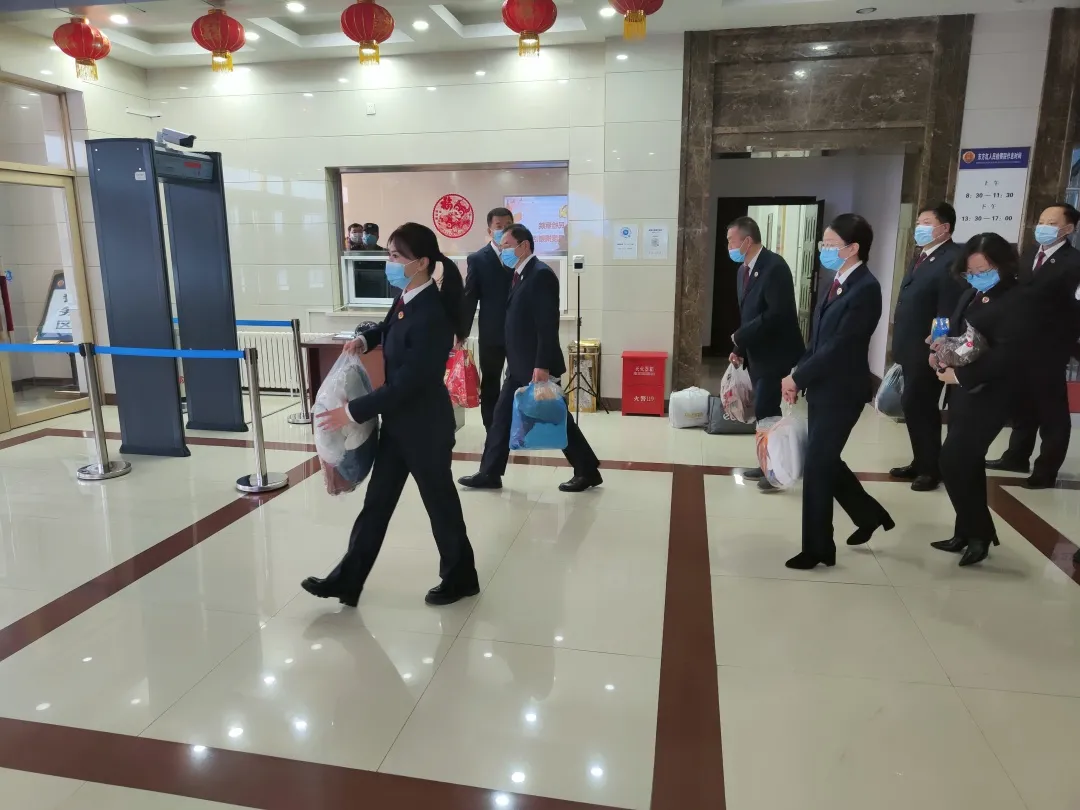 【党建+社区】爱心传递检察温度 让这个冬天不那么冷